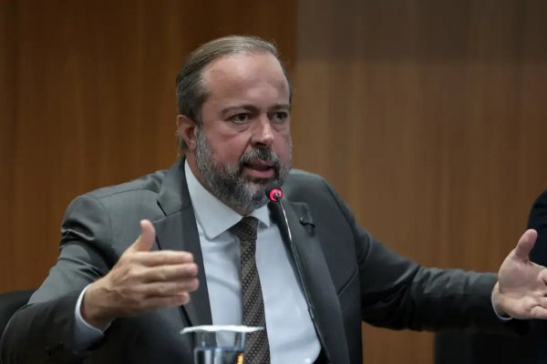 [Governo vai propor aumentar porcentagem de etanol na gasolina de 30% para 32%]