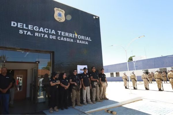 [Idosa é encontrada morta dentro de casa no interior baiano com marcas de violência ]