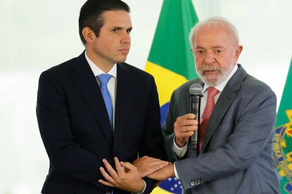 [Palácio do Planalto avalia retirar urgência do projeto de lei do fim da escala 6x1]
