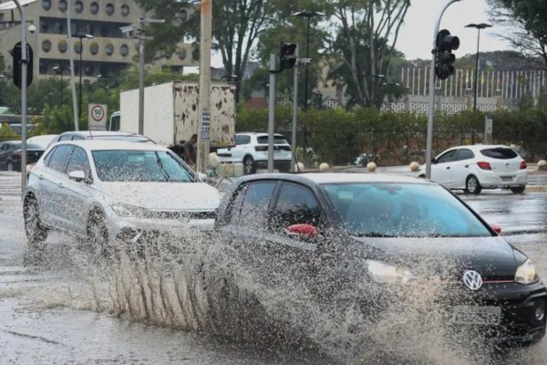 [Frente fria avança e Salvador pode voltar a ter chuva e ventos fortes nesta semana]