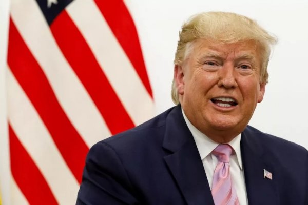 [Trump chama pessoas que criticam acordo com o Irã de 'invejosas, más ou estúpidas']