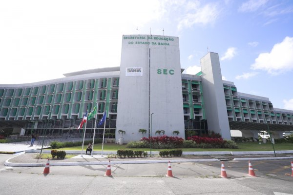 [Governo Jerônimo reduz cerca de R$1 bilhão para Educação no orçamento de 2026, conforme dados públicos]