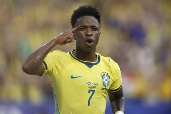 [Copa do Mundo: CBF envia ofício à Fifa contestando anulação de gol de Vini Jr. contra a Escócia]