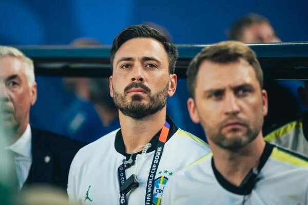 [Filho de Ancelotti explica gesto polêmico durante entrada de Neymar em campo; veja vídeo]