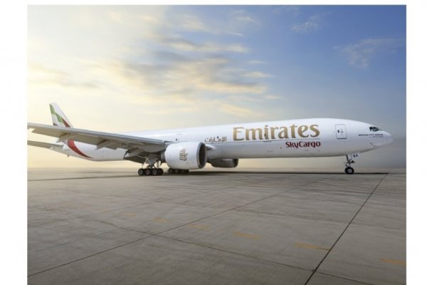 [Emirates se torna a primeira companhia aérea a operar o Boeing 777-300ERSF convertido para carga!]