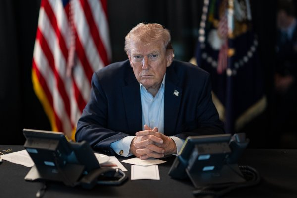 [Déficit comercial dos Estados Unidos saltou 42% em maio]