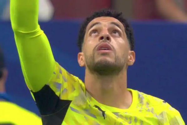 [Quem é Mostafa Shobeir? Goleiro que pegou pênalti de Messi nas oitavas da Copa do Mundo ]