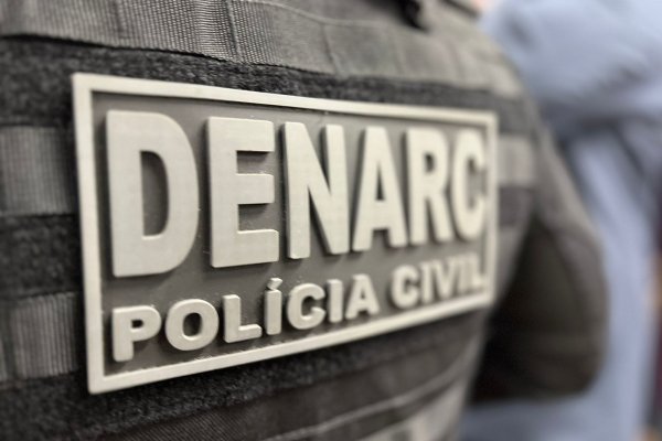 [Quatro mandados de prisão temporária contra suspeitos de integrar grupo criminoso são cumpridos durante a Operação Maré Vermelha]