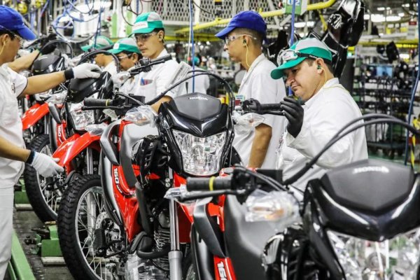 [Produção de motos supera 1 milhão de unidades em seis meses no país ]
