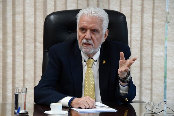 [Jaques Wagner tentou vender terreno de R$ 15 milhões um dia após operação da PF, diz jornal]