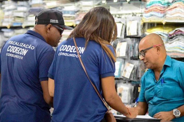 [Mais de 2 mil acessórios falsificados são confiscados durante operação em Cajazeiras]