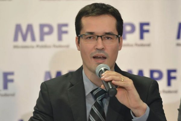 [Deltan Dallagnol pede ao TRE que informe se ele está inelegível]