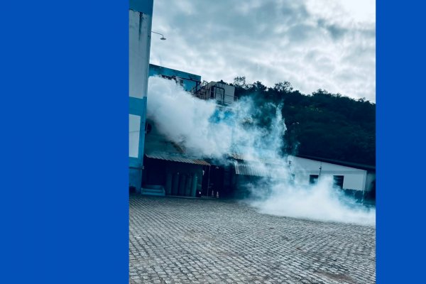 [Vídeo: Vazamento de amônia é registrado em frigorífico na Bahia]