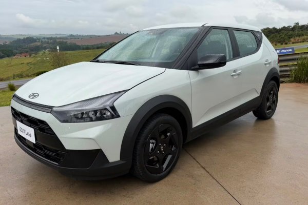 [Hyundai i20; veja os preços e versões além do valor das revisões ]