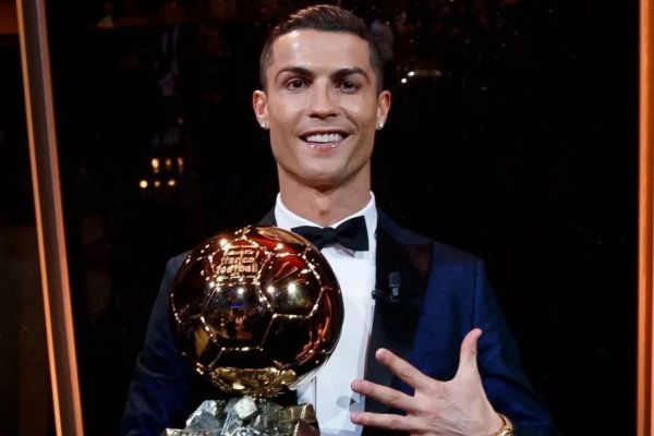 [Bola de Ouro sem taças: Relembre os jogadores que ganharam o prêmio mesmo sem títulos na temporada]