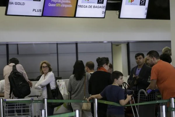 [Gastos de brasileiros com viagens ao exterior batem recorde no 1º semestre]
