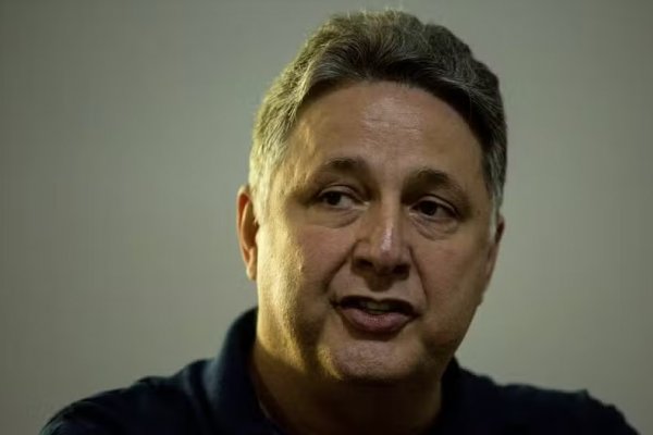 [Justiça do Rio suspende direitos políticos de Garotinho e determina sentença por improbidade administrativa ]