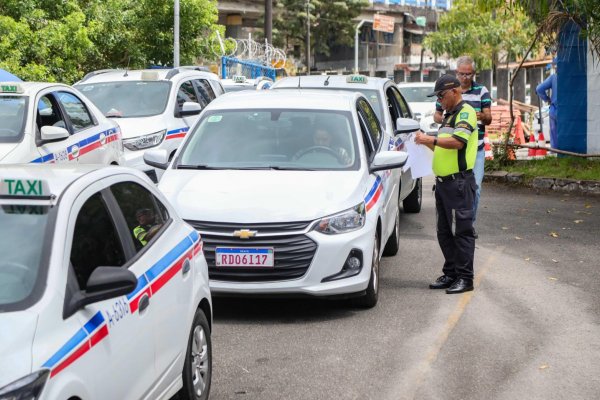 [Vistoria obrigatória para taxistas de Salvador deve ser feita até 30 de setembro]
