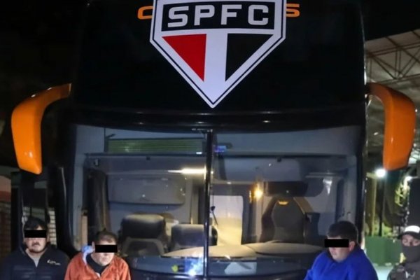 [Polícia encontra 86kg de maconha em ônibus do São Paulo na Bolívia]