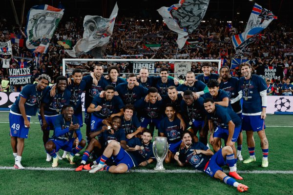 [PSG estreia temporada europeia com título da Supercopa]