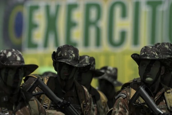 [Candidaturas de militares do Exército caem 53% nas Eleições de 2026]
