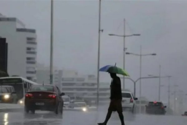 [Praia de Salvador registra ventos de até 50 km/h nesta segunda-feira (17)]