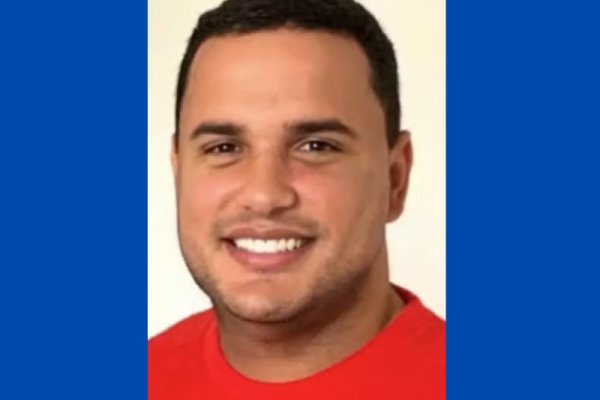[Médico oftalmologista morre após colisão entre carro e caminhão na Bahia ]