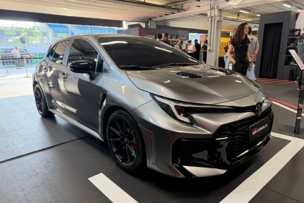 [GR Corolla é confirmado no Brasil com 304cv e tração integral ]