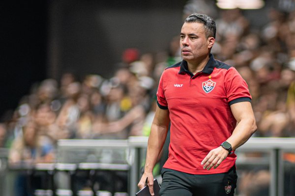 [Jair Ventura aposta no Barradão para reação do Vitória na Copa do Brasil]