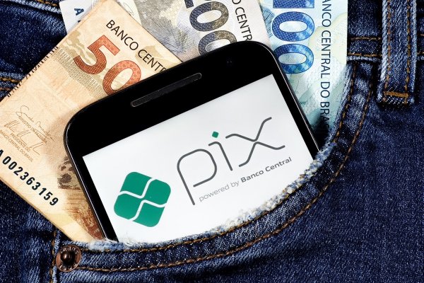 [Caixa disponibiliza parcelamento de pix para clientes ]