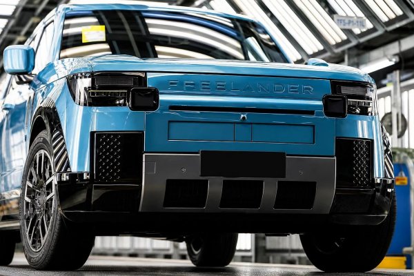 [Freelander estreia na China fruto da parceria Chery e Land Rover ]
