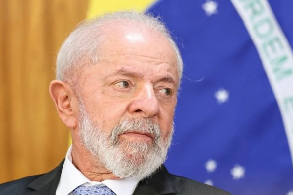 [Lula cobra Senado por votação do fim da escala 6x1]