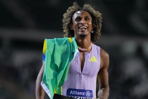 [Alison dos Santos conquista o título da Liga Diamante pela 3ª vez]