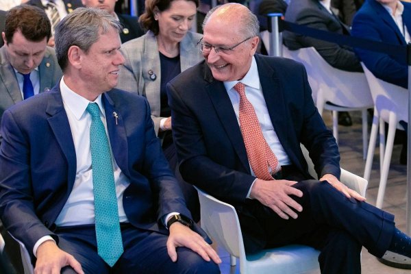 [Alckmin defende investigação de Tarcísio por suposta ligação com Banco Master]