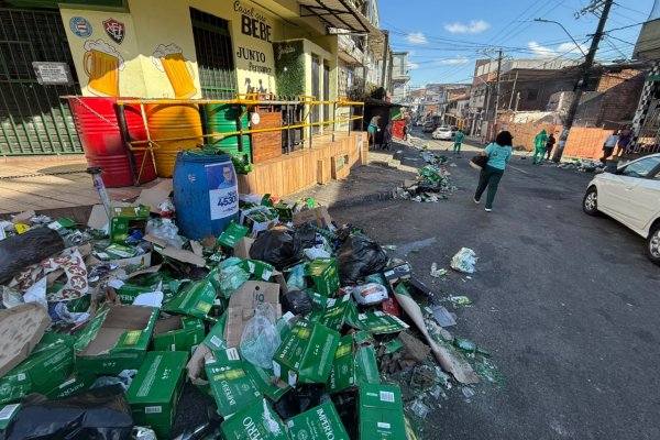 [Festa de candidato a deputado da base de ACM Neto deixa garrafas quebradas em praça de Salvador]