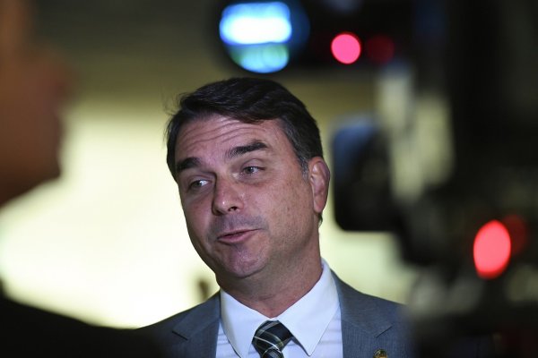 [TSE: Flávio recebe R$ 44 milhões e lidera doações a candidatos a presidente]