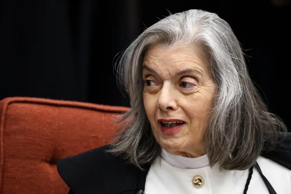 [Cármen Lúcia diz estar em “estado de profunda tristeza” durante sessão do STF]