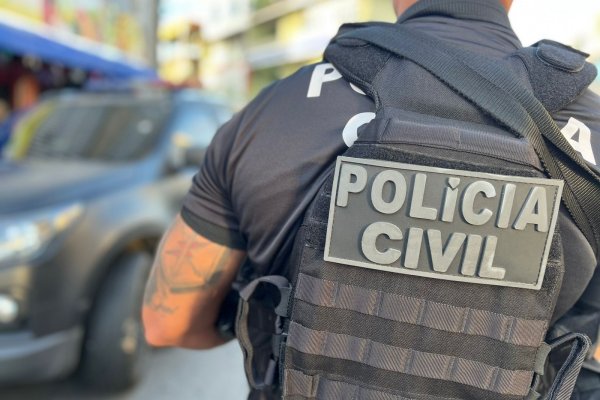 [Casal é preso por suspeita de coagir jurados do julgamento do próprio filho]