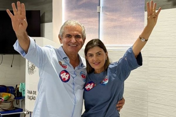 [Derrotado por Rui e Wagner, Angelo Coronel anuncia aposentadoria da política]
