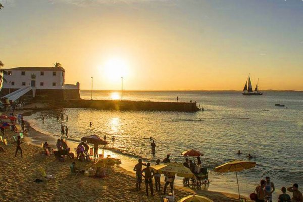 [Salvador tem 11 praias liberadas para banho neste feriadão; confira]