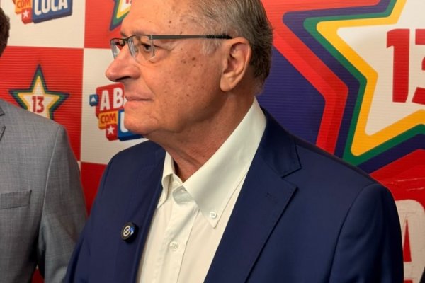 [Vídeo: Alckmin defende maioridade penal aos 16 anos para crimes graves]
