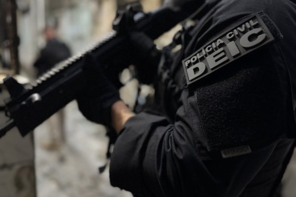[Ex-sargento suspeito de vender armas restritas é preso na RMS]