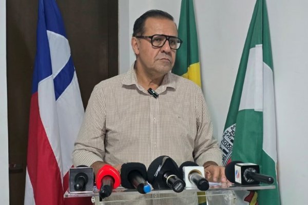 [Prefeito baiano reduz o próprio salário para conter crise financeira]