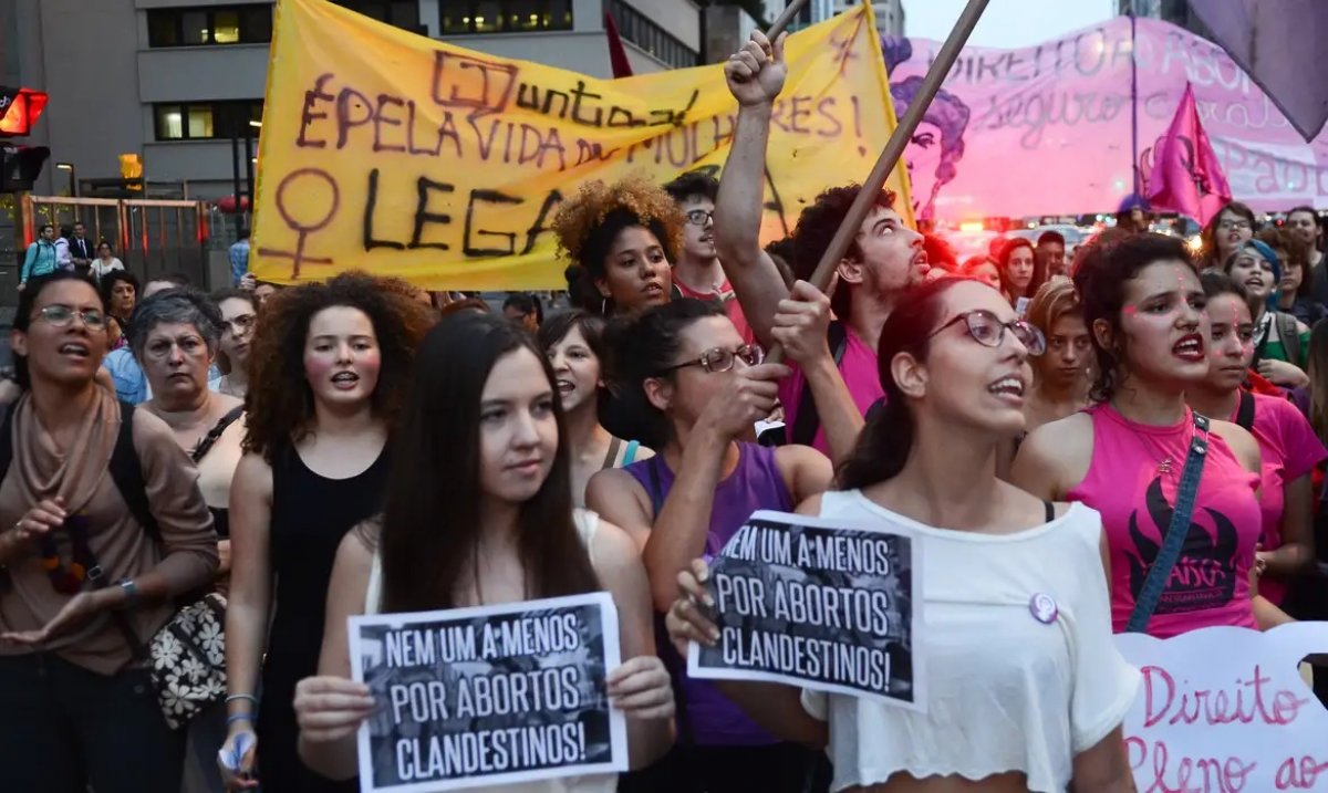 O aborto e a lei 