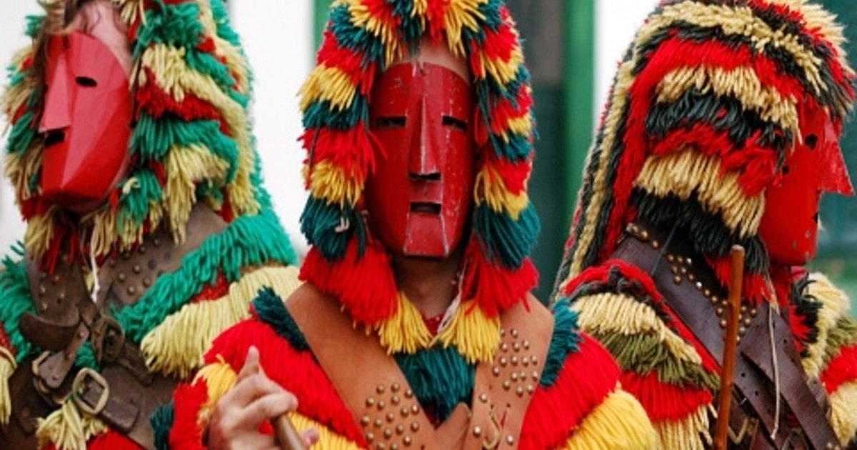 A NECESSIDADE DO CARNAVAL