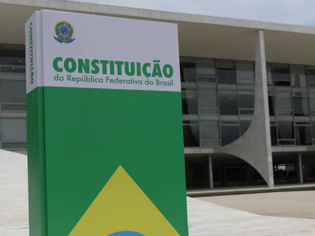 A Constituição começa com o homem
