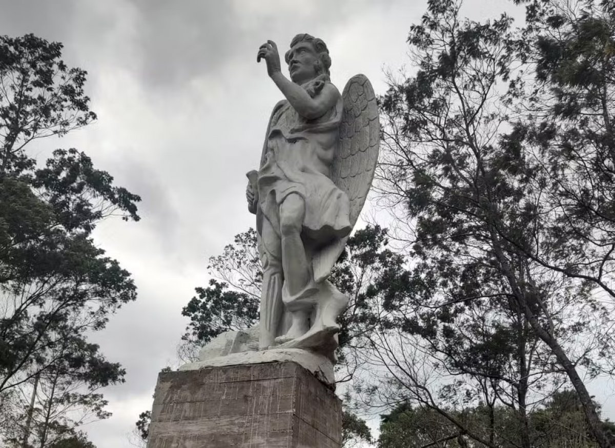 Adoradores de Lúcifer