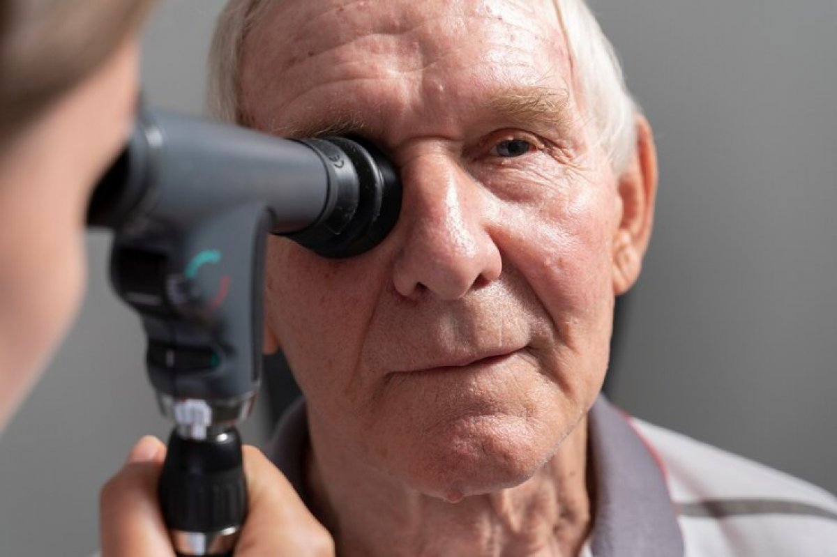 Retinopatia diabética: Uma das principais causas de cegueira também é lembrada no Novembro Azul!