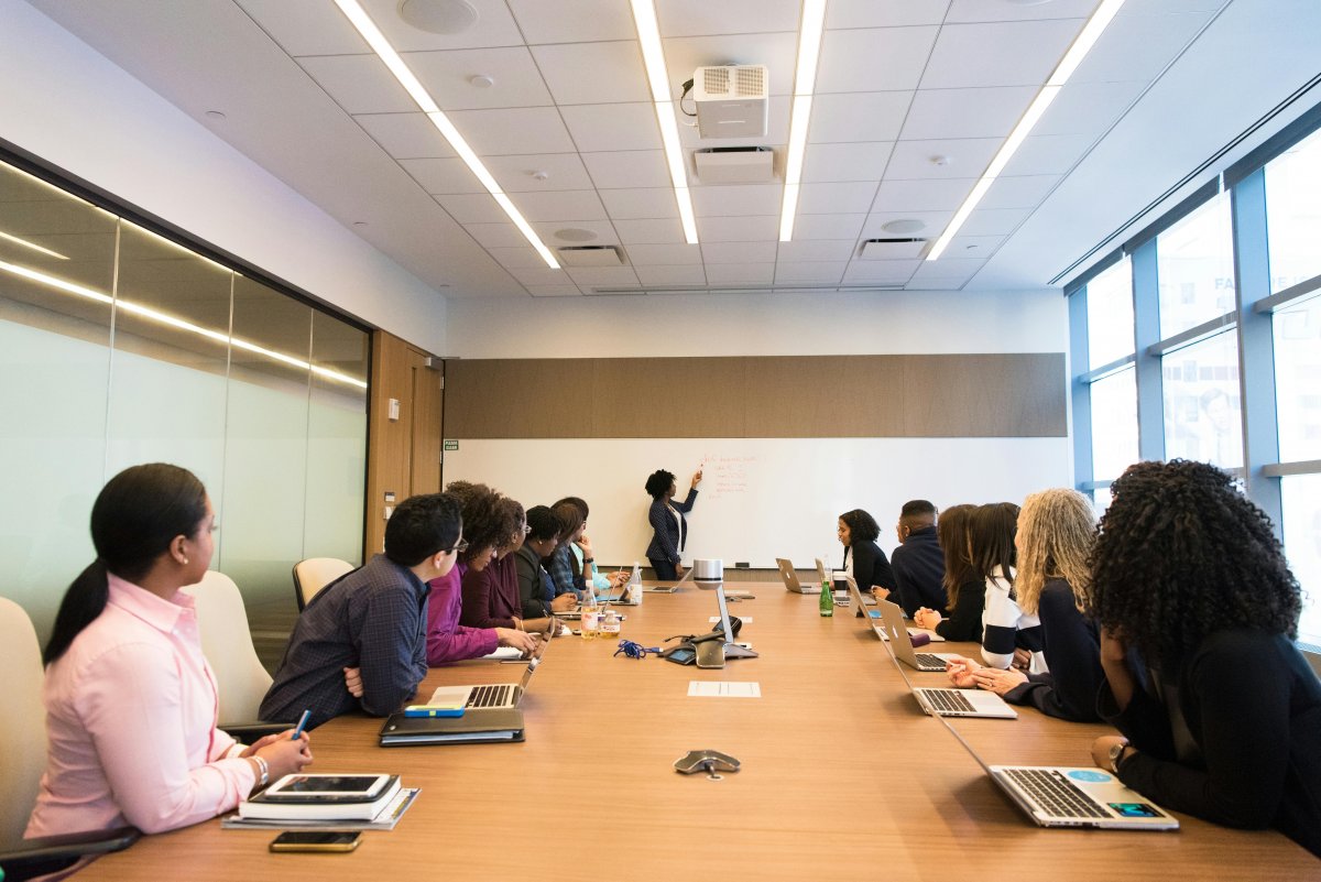 Como estimular a geração de ideias dos colaboradores para melhorar a eficiência
