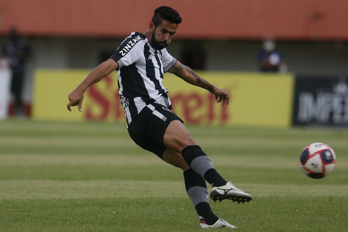 Bahia anuncia contratação de Jonathan como reforço para a próxima temporada